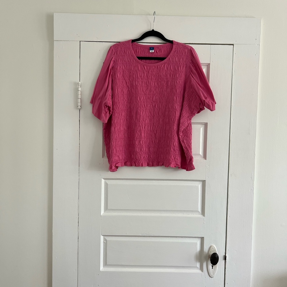 Old Navy Women's Smocked Pink Top